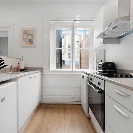 2 Bed Piccadilly Apartment 3 Londres Extérieur photo