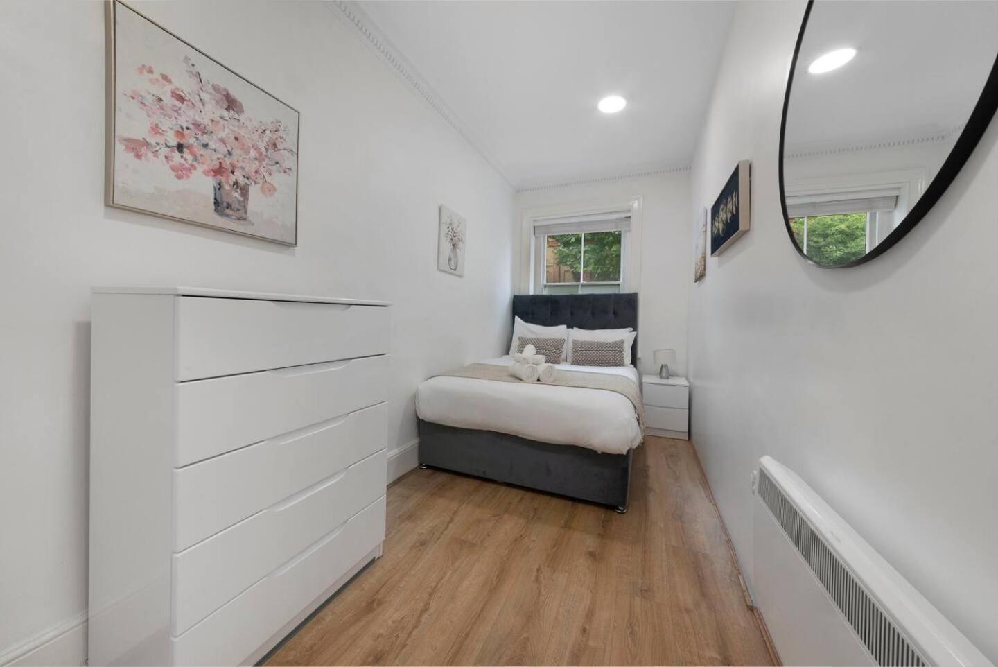 2 Bed Piccadilly Apartment 3 Londres Extérieur photo