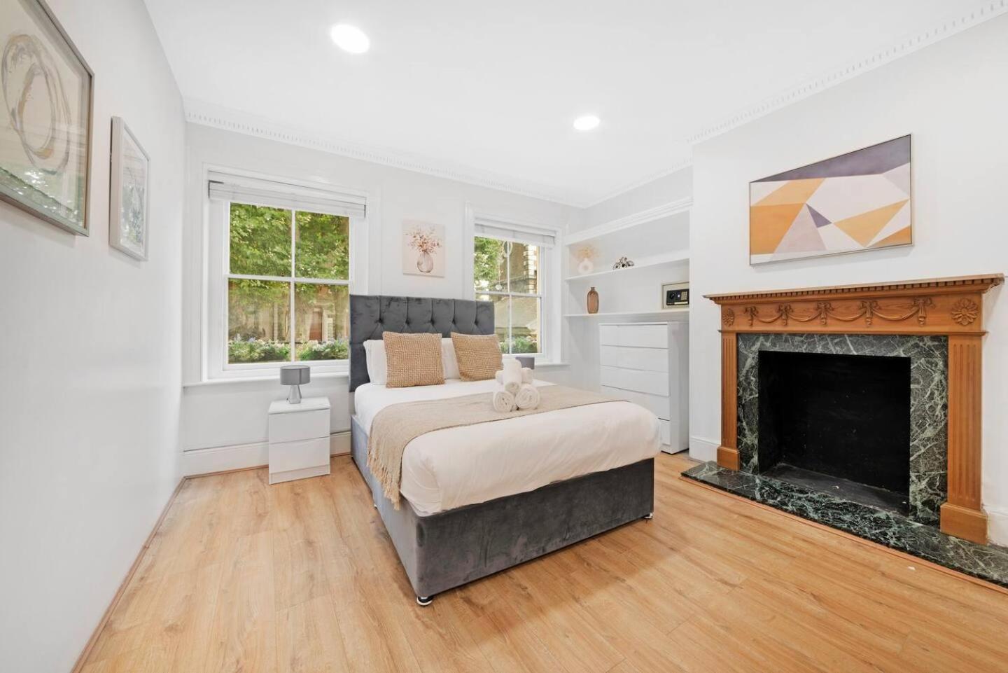 2 Bed Piccadilly Apartment 3 Londres Extérieur photo